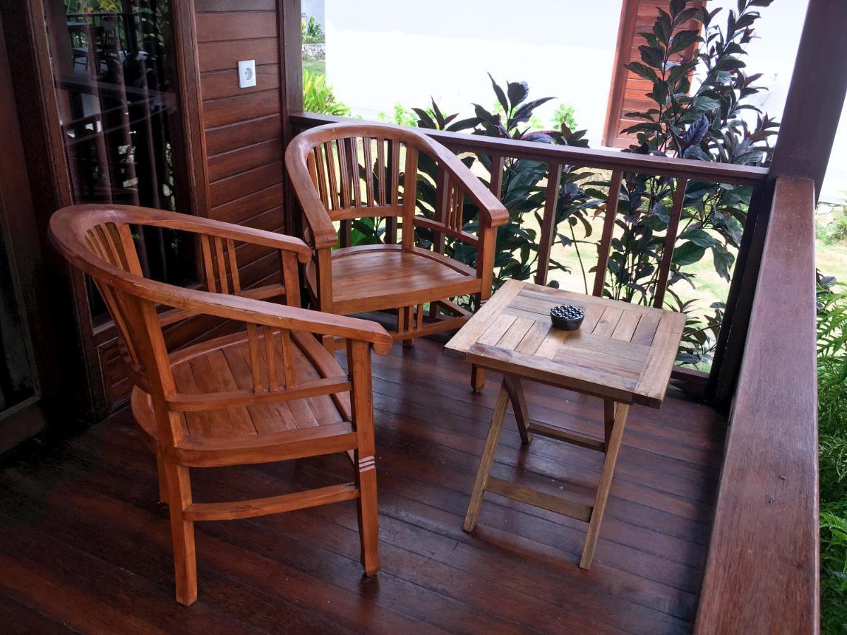 Sunset Hill Lembongan Hotel Екстериор снимка