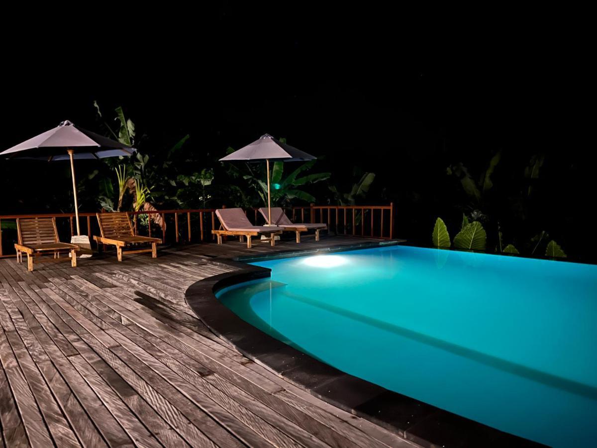 Sunset Hill Lembongan Hotel Екстериор снимка