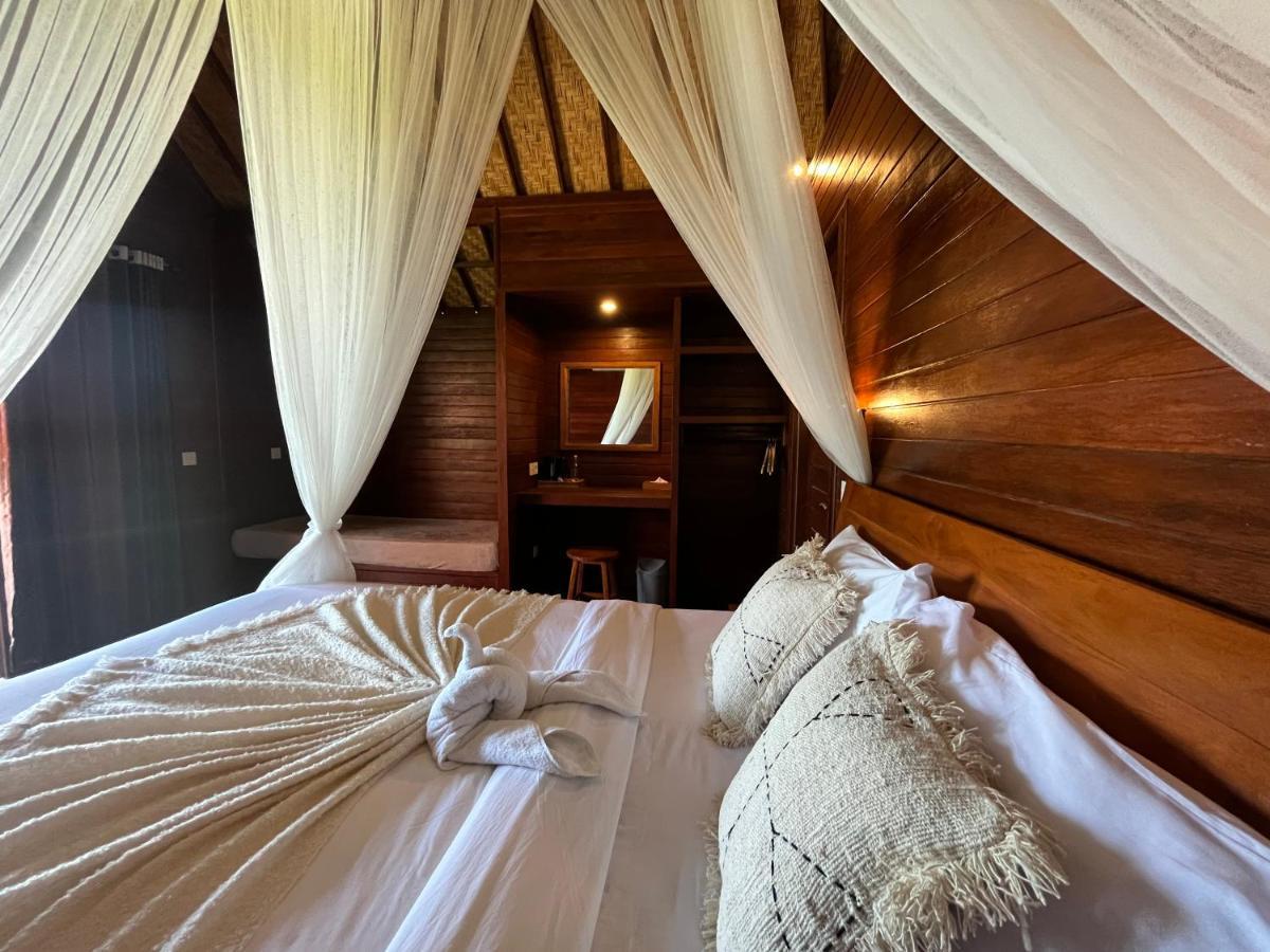 Sunset Hill Lembongan Hotel Екстериор снимка