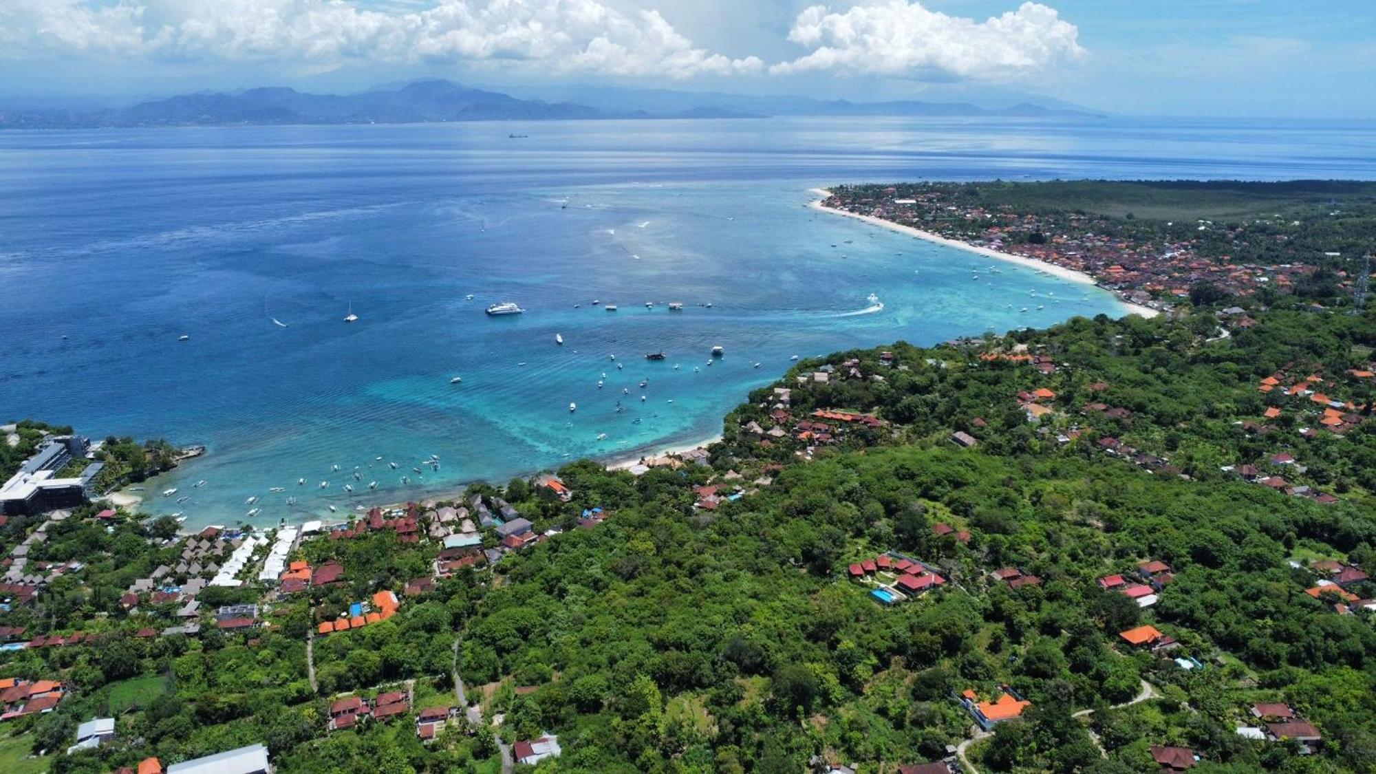Sunset Hill Lembongan Hotel Екстериор снимка