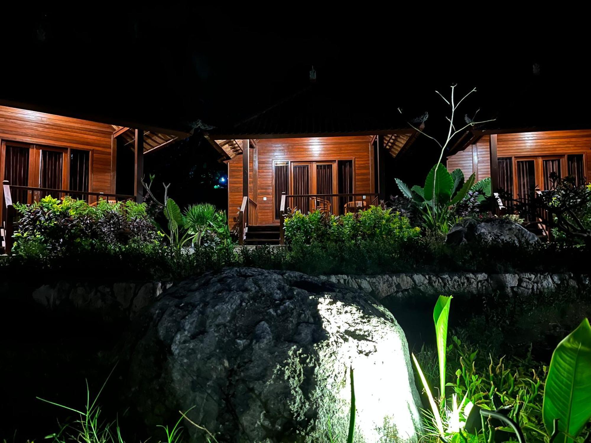 Sunset Hill Lembongan Hotel Екстериор снимка